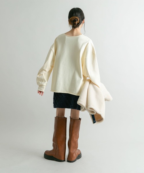 KBF（ケイビーエフ）の「レースアップロゴスウェット（スウェット・レディース・ブラウン/アイボリー/グレー・ONE）」の17枚目の写真