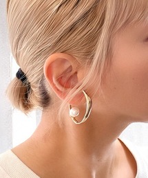 ankh+（アンクプラス）の「40代に選ばれる 痛くない＆落ちにくい 上品イヤーカフ｜パール×メタル（イヤーカフ）」