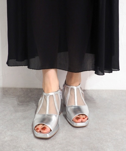 cava cava（サヴァサヴァ）の「厚底チュールサンダル　7305425（サンダル・レディース・シルバー/ブラック・23cm/23.5cm/24cm/24.5cm/22.5cm）」の18枚目の写真