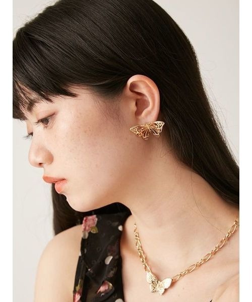 LILY BROWN（リリーブラウン）の「【LILY BROWN × ANNA SUI】バタフライピアス（ピアス（両耳用）・レディース・ゴールド/シルバー・FREE）」の5枚目の写真