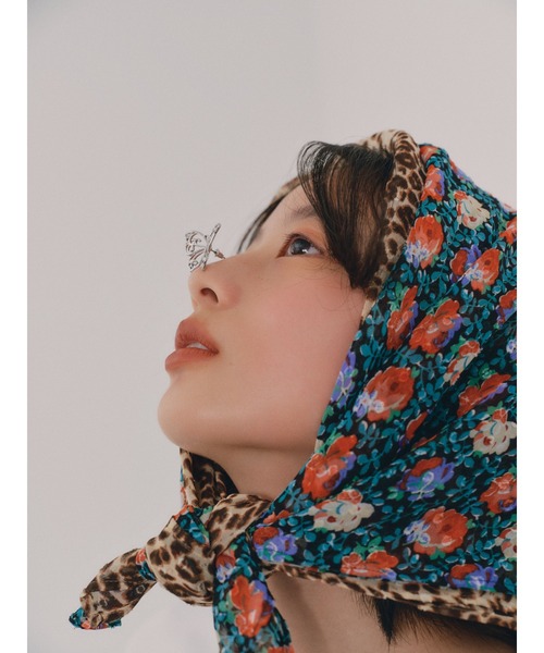 LILY BROWN（リリーブラウン）の「【LILY BROWN × ANNA SUI】バタフライピアス（ピアス（両耳用）・レディース・ゴールド/シルバー・FREE）」の3枚目の写真