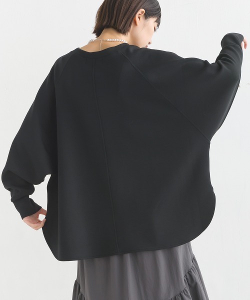 OMNES(オムネス)の「ソフトダンボールニットフロッキープリントドルマンプルオーバー(Tシャツ/カットソー・レディース・モカ/チャコールグレー/グレイッシュベージュ/ブラック/アイボリー・FREE)」の13枚目の写真