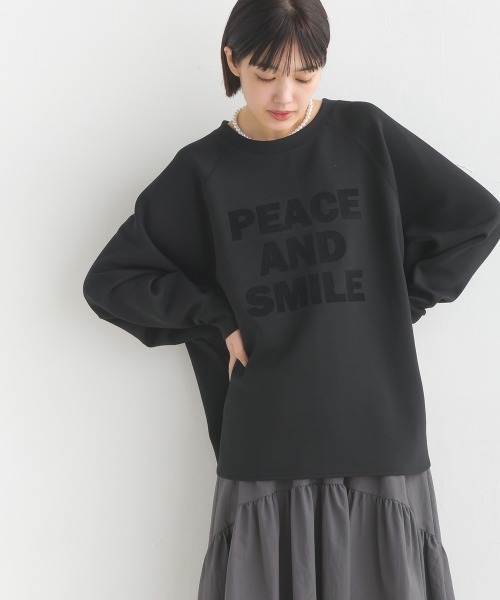 OMNES(オムネス)の「ソフトダンボールニットフロッキープリントドルマンプルオーバー(Tシャツ/カットソー・レディース・モカ/チャコールグレー/グレイッシュベージュ/ブラック/アイボリー・FREE)」の15枚目の写真