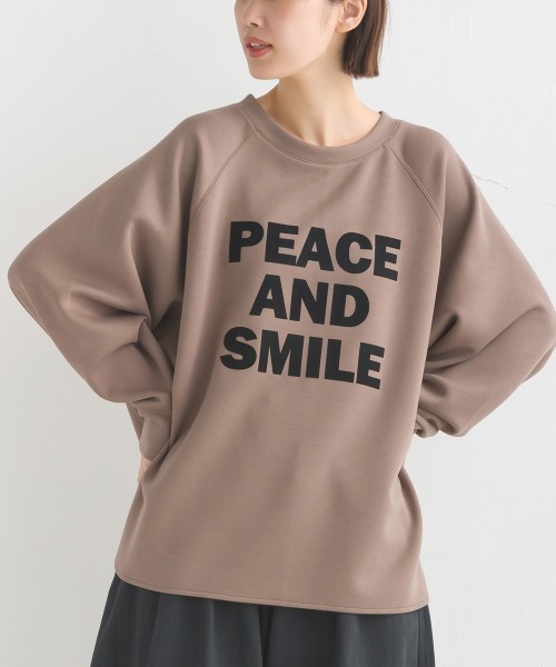 OMNES(オムネス)の「ソフトダンボールニットフロッキープリントドルマンプルオーバー(Tシャツ/カットソー・レディース・モカ/チャコールグレー/グレイッシュベージュ/ブラック/アイボリー・FREE)」の21枚目の写真