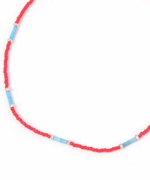 LOWRYS FARM(ローリーズファーム)の「細カラービーズネックレス 291590(ネックレス・レディース・レッド/ブルー・FREE)」の3枚目の写真