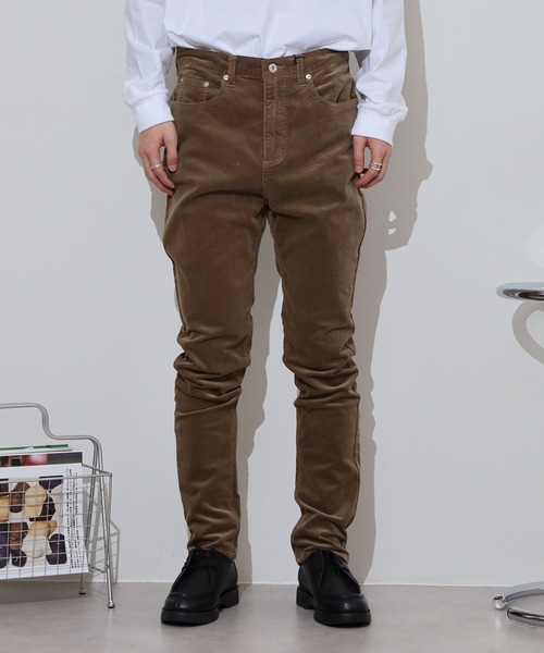 FUNALIVE(ファンアライブ)の「ストレッチコーデュロイスキニーサルエルパンツ(その他パンツ・メンズ・ネイビー/ベージュ/カーキ・3/2)」の17枚目の写真