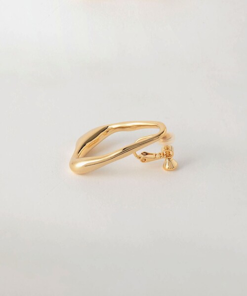 green label relaxing（グリーンレーベルリラクシング）の「ドロップフレーム イヤリング（イヤリング・レディース・シルバー/ゴールド・FREE）」の7枚目の写真