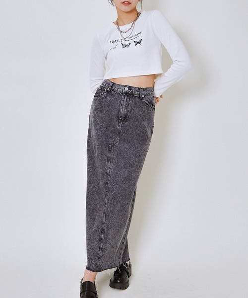 GORGE(ゴージ)の「《バタフライ刺繍×ショート丈》レディース 長袖Tシャツ クロップド 春秋(Tシャツ/カットソー・レディース・オフホワイト/ブラック・F)」の12枚目の写真