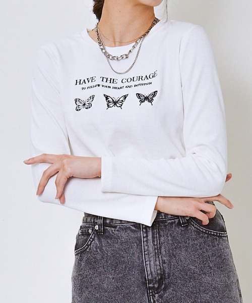 GORGE(ゴージ)の「《バタフライ刺繍×ショート丈》レディース 長袖Tシャツ クロップド 春秋(Tシャツ/カットソー・レディース・オフホワイト/ブラック・F)」の15枚目の写真