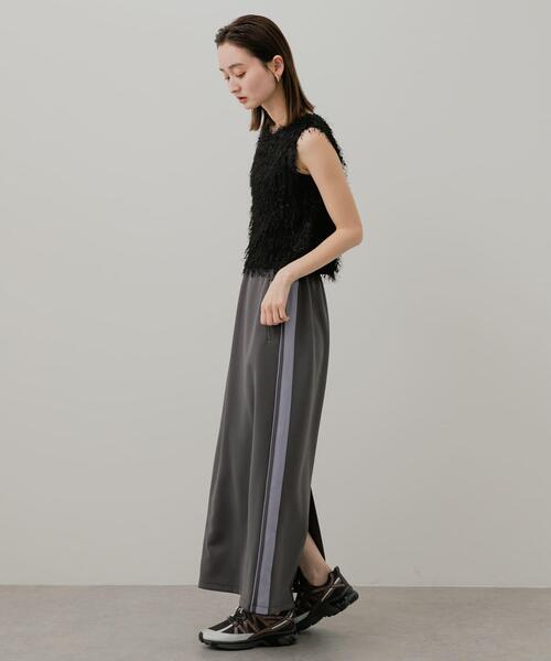 SENSE OF PLACE by URBAN RESEARCH（センスオブプレイスバイアーバンリサーチ）の「『軽量』メタリックエアースニーカー（スニーカー・レディース・アイボリー/ブラック/グレー・SMALL/MEDIUM/LARGE）」の6枚目の写真