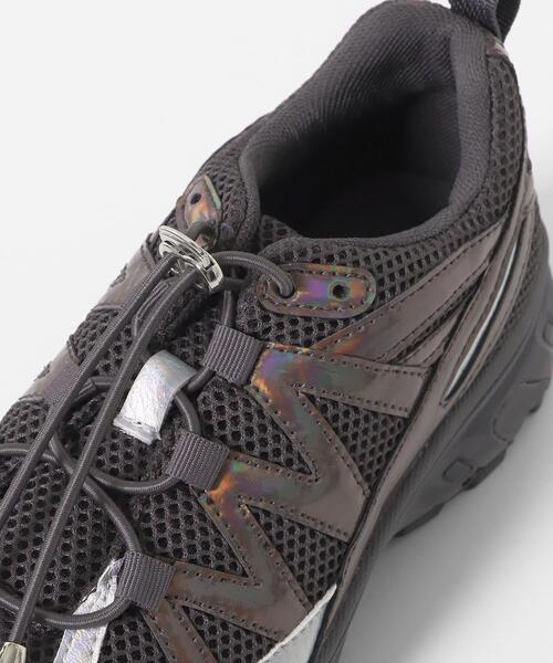 SENSE OF PLACE by URBAN RESEARCH（センスオブプレイスバイアーバンリサーチ）の「『軽量』メタリックエアースニーカー（スニーカー・レディース・アイボリー/ブラック/グレー・SMALL/MEDIUM/LARGE）」の21枚目の写真