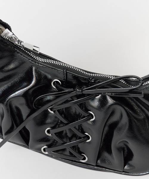 ROOPTOKYO(ループトウキョウ)の「韓国ファッション フェイクレザー 編み込み ショルダーバッグ(ショルダーバッグ・レディース・ブラウン/シルバー/ブラック・FREE)」の11枚目の写真