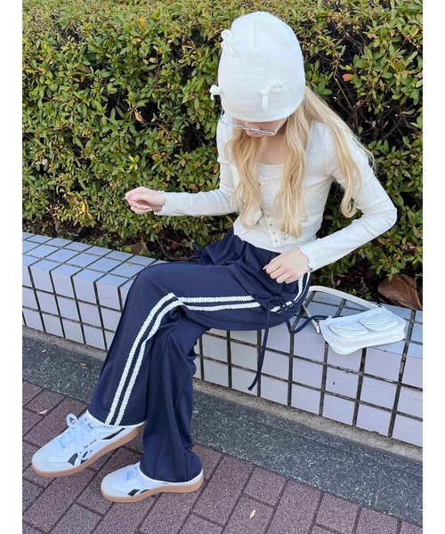 WC（ダブル シー）の「【2025春夏新作★】レースライントラックパンツ（その他パンツ・レディース・ネイビー/ワインレッド/ブラック・FREE）」の19枚目の写真