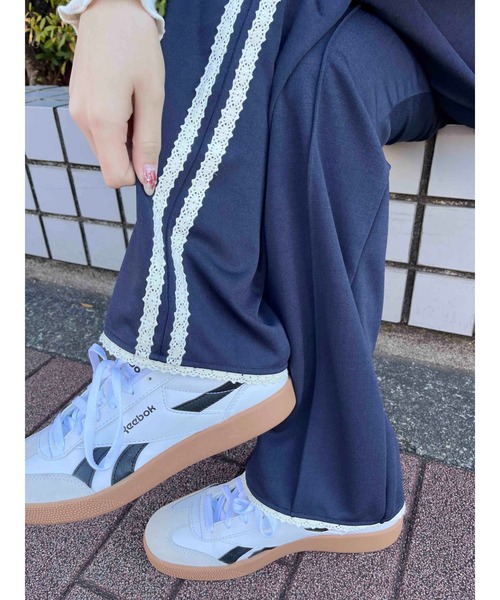 WC（ダブル シー）の「【2025春夏新作★】レースライントラックパンツ（その他パンツ・レディース・ネイビー/ワインレッド/ブラック・FREE）」の20枚目の写真