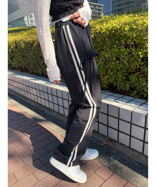 WC（ダブル シー）の「【2025春夏新作★】レースライントラックパンツ（その他パンツ・レディース・ネイビー/ワインレッド/ブラック・FREE）」の10枚目の写真