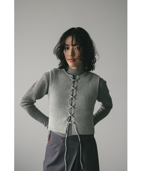 STYLEMIXER（スタイルミキサー）の「レースアップニットベスト（ベスト・レディース・アイボリー/グレー・FREE）」の13枚目の写真