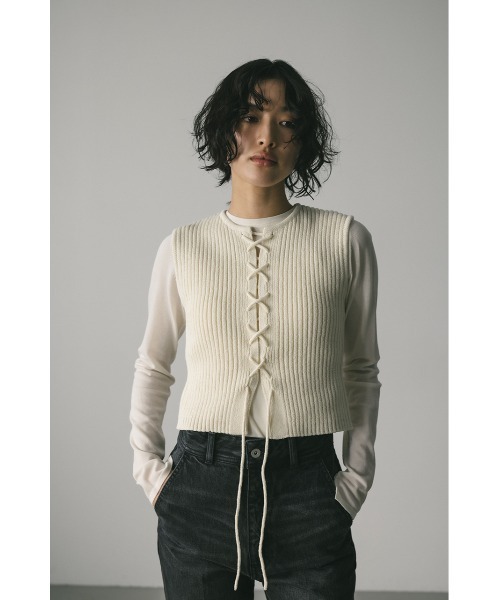 STYLEMIXER（スタイルミキサー）の「レースアップニットベスト（ベスト・レディース・アイボリー/グレー・FREE）」の6枚目の写真