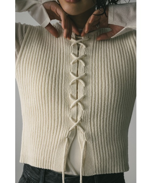 STYLEMIXER（スタイルミキサー）の「レースアップニットベスト（ベスト・レディース・アイボリー/グレー・FREE）」の7枚目の写真