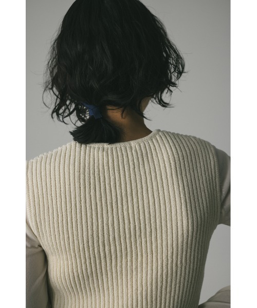 STYLEMIXER（スタイルミキサー）の「レースアップニットベスト（ベスト・レディース・アイボリー/グレー・FREE）」の8枚目の写真