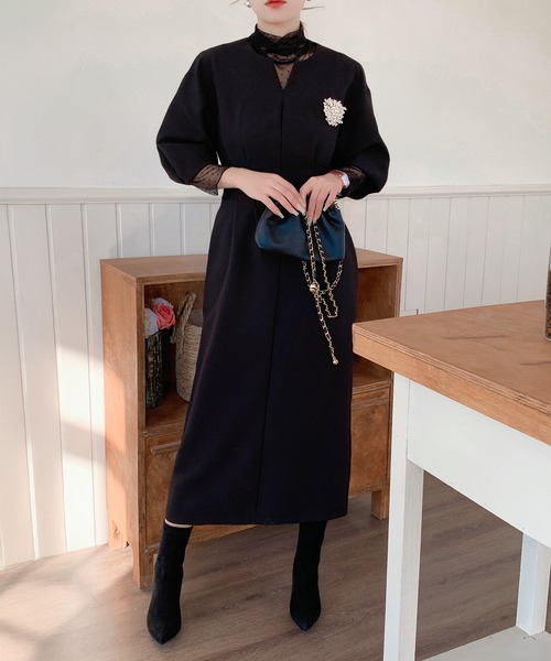 by LEGNA(バイレグナ)の「きれいめオフィスコーデからお呼ばれや、セレモニーシーンにも活躍 バルーンスリーブウエストタックワンピース(ワンピース・レディース・ブラック/ネイビー/ベージュ・MEDIUM/LARGE)」の13枚目の写真