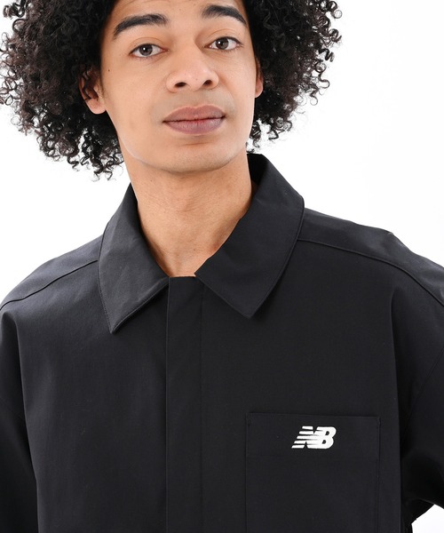 NEW BALANCE(ニューバランス)の「コーチツイルジャケット(ブルゾン・メンズ・ブラック/カーキブラウン・MEDIUM/SMALL/X-LARGE/LARGE)」の3枚目の写真