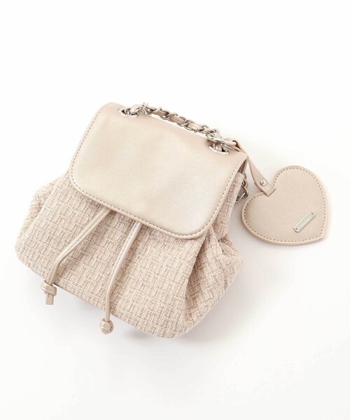 BeBe（ベベ）の「【お揃い】ハートタグ付きブロッサムラメツイード2wayミニリュック（ショルダーバッグ・キッズ・ピンク/ベージュ・FREE）」の21枚目の写真