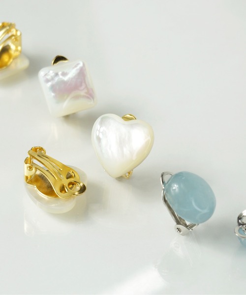 anq.（アンク）の「「anq.」OneStoneイヤリング(マザーオブパール/アクアマリン)（イヤリング・レディース・ホワイト系その他/ブルー/ホワイト・ONE SIZE）」の6枚目の写真