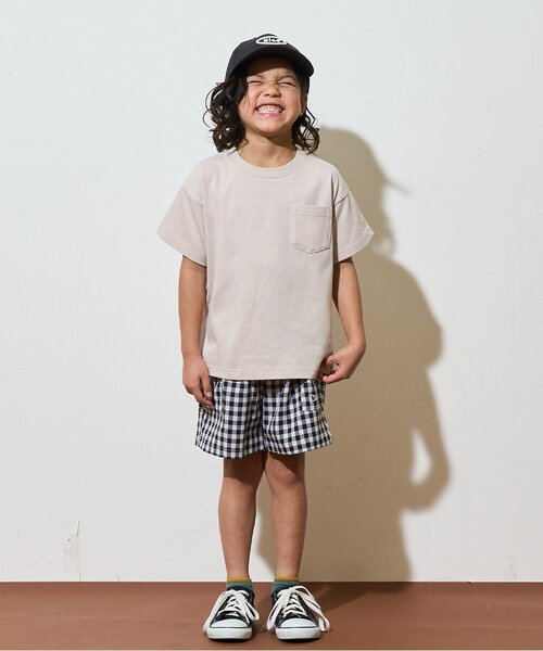b・ROOM（ビールーム）の「【カイテキ天竺】ビッグシルエットベーシックTシャツ（Tシャツ/カットソー・キッズ・ライトベージュ/ライトブルー/パープル/ターコイズブルー/ブラック/オフホワイト/レッド/ダークグリーン/マスタード/トップグレー・100cm/150cm/130cm/110cm/140cm/120cm）」の14枚目の写真