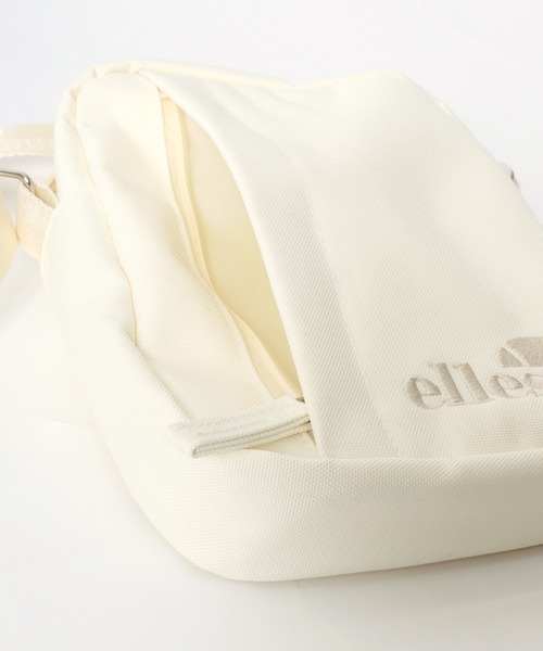 ellesse（エレッセ）の「ellesse（エレッセ）ブランドロゴワンポイントプリント ミニショルダーバッグ/ショルダーポーチ/スマホポーチ（ショルダーバッグ・メンズ・グレー/ブラック/アイボリー・FREE）」の5枚目の写真