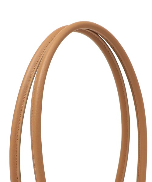 tov（トーヴ）の「TOV:PETAL L（ボストンバッグ・レディース・キャメル/ネイビー・ONE SIZE）」の7枚目の写真