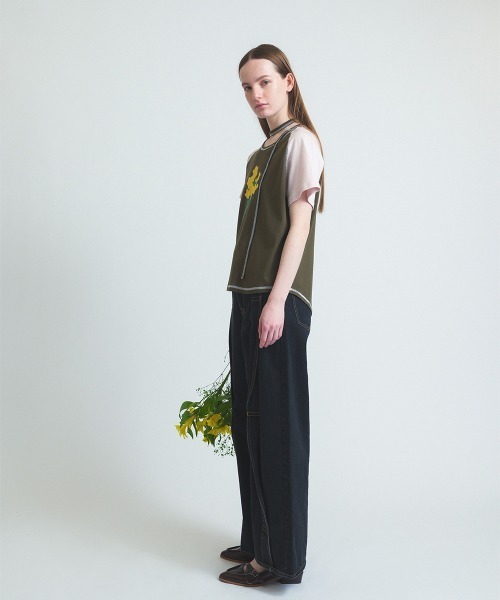 soduk(スドーク)の「twisted line denim trousers(デニムパンツ・レディース・インディゴブルー/チェック/ブラック・SMALL/MEDIUM)」の6枚目の写真