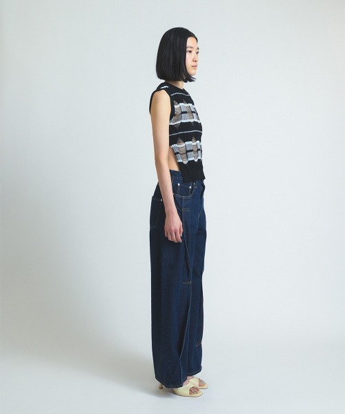 soduk(スドーク)の「twisted line denim trousers(デニムパンツ・レディース・インディゴブルー/チェック/ブラック・SMALL/MEDIUM)」の13枚目の写真