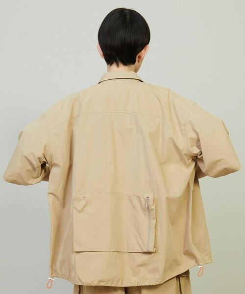 FRAPBOIS（フラボア）の「ユーティーズ シャツブルゾン（シャツ/ブラウス・レディース・ベージュ/ネイビー・1/2）」の4枚目の写真