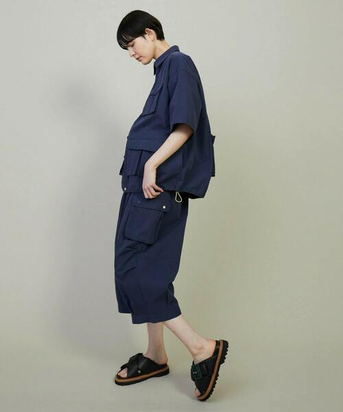 FRAPBOIS（フラボア）の「ユーティーズ シャツブルゾン（シャツ/ブラウス・レディース・ベージュ/ネイビー・1/2）」の19枚目の写真