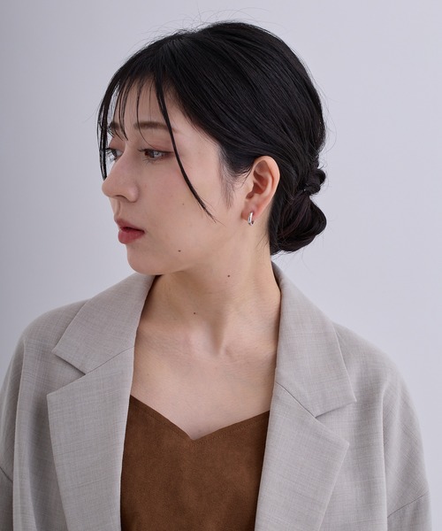 CALIN STANDARD(カリンスタンダード)の「◆金属アレルギー対応◆◆made in japan◆【片手でスムースワンタッチ】プレーン スムースクリスタルピアス(ピアス(両耳用)・レディース・ゴールド/シルバー・FREE)」の6枚目の写真