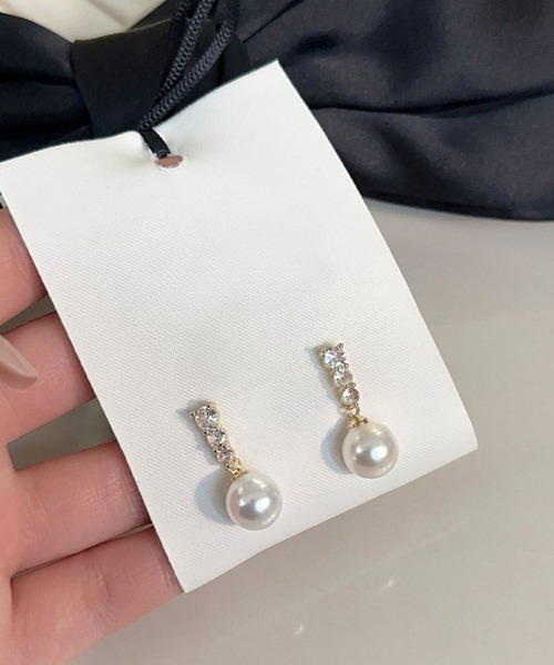 yu-ka（ユーカ）の「YU-KA:ジルコニア＆パールドロップピアス zirconia & Pearl drop pierce（ピアス（両耳用）・レディース・シルバー/シルバー系その他/ゴールド・FREE）」の3枚目の写真