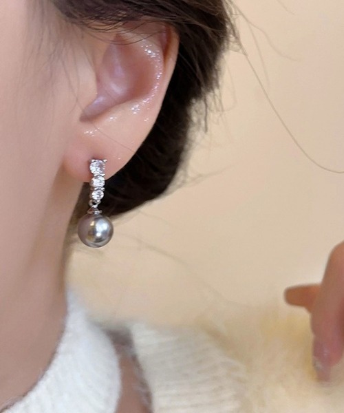 yu-ka（ユーカ）の「YU-KA:ジルコニア＆パールドロップピアス zirconia & Pearl drop pierce（ピアス（両耳用）・レディース・シルバー/シルバー系その他/ゴールド・FREE）」の5枚目の写真