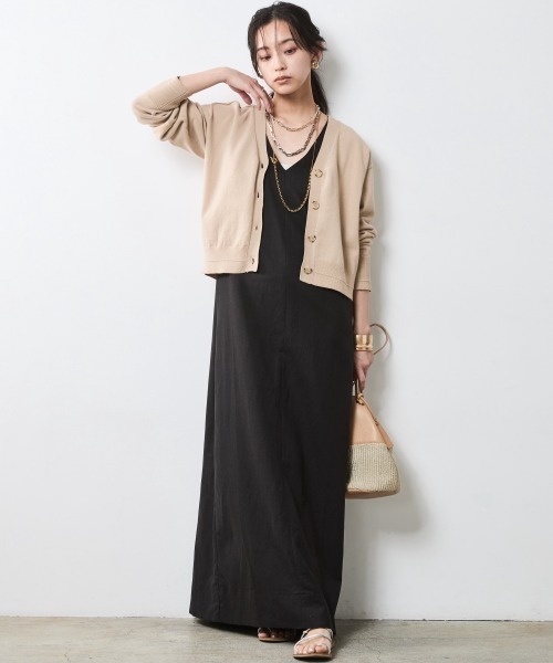 CHIC STYLE(シックスタイル)の「レーヨン麻Vネックロングワンピース<大きいサイズ有>シックスタイル(ワンピース・レディース・ブラック/マスタード・LL/3L/4L/5L/M/L)」の4枚目の写真