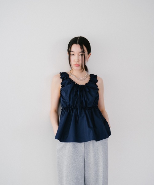 DRWCYS（ドロシーズ）の「スリーブレスギャザーリボンブラウス（シャツ/ブラウス・レディース・ブルー/ベージュ/ネイビー/ホワイト/ブラウン/ブラック・FREE）」の21枚目の写真