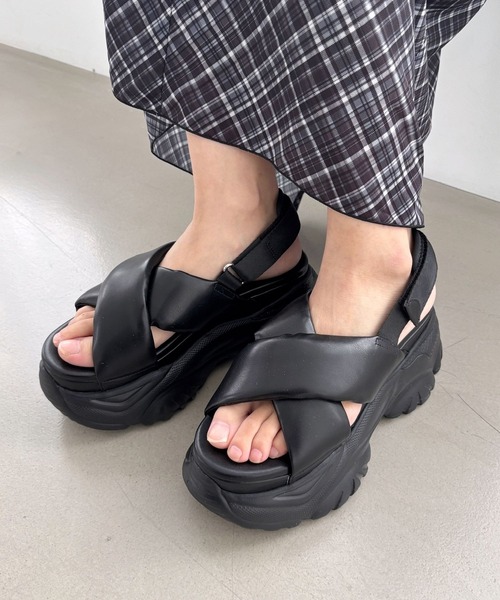 HUMANT 韓国ブランド ボリュームクロスデザイン サンダル 定価40000円 尖ったサンダル ミュール レディース 春夏 韓国ファッション