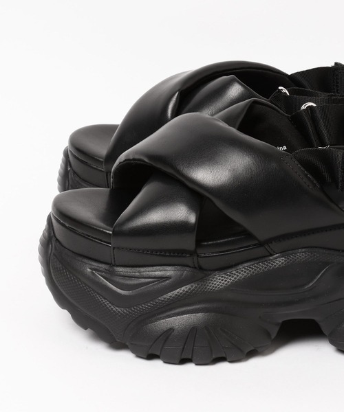 Heather（ヘザー）の「クロスボリュームパフサンダル　322508（サンダル・レディース・ブラック/アイボリー・L/M）」の12枚目の写真