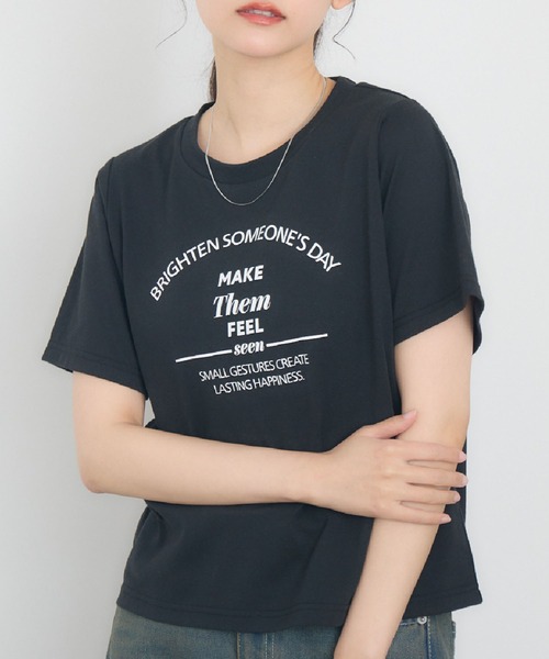 RETRO GIRL(レトロガール)の「アーチロゴプリントTEE(Tシャツ/カットソー・レディース・ホワイト/ブラック/イエロー・FREE)」の2枚目の写真