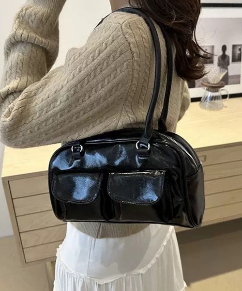 shopnikoniko(ショップニコニコ)の「横長バッグ フロントダブルポケット ボストンバッグ 赤(ボストンバッグ・レディース・ブラウン/ブラック/ホワイト/レッド・フリー)」の9枚目の写真