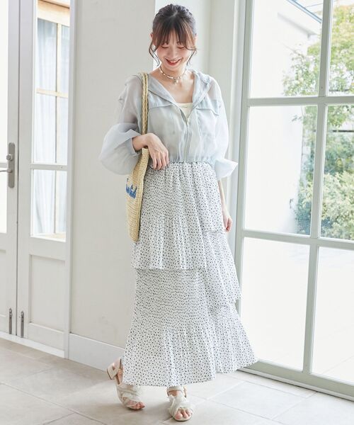 MAJESTIC LEGON（マジェスティックレゴン）の「プリーツティアードスカート（スカート・レディース・ホワイト系その他/ブラック/アイボリー・SMALL/MEDIUM）」の20枚目の写真