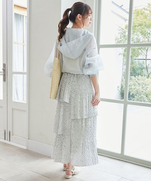 MAJESTIC LEGON（マジェスティックレゴン）の「プリーツティアードスカート（スカート・レディース・ホワイト系その他/ブラック/アイボリー・SMALL/MEDIUM）」の19枚目の写真