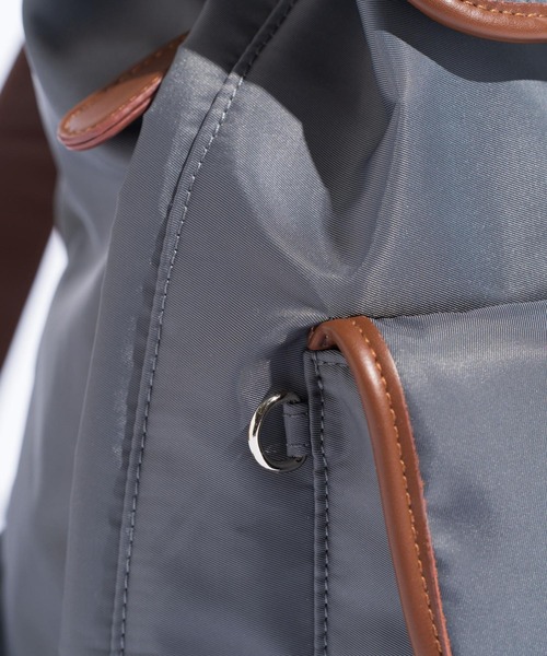 niko and（ニコアンド）の「【竹下玲奈×NAVYS】コラボ デイパック