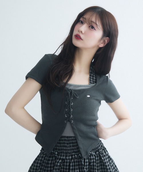 TITTY&CO.（ティティーアンドコー）の「コルセットタッチT（Tシャツ/カットソー・レディース・ブラック/アイボリー/グレー・FREE）」の11枚目の写真