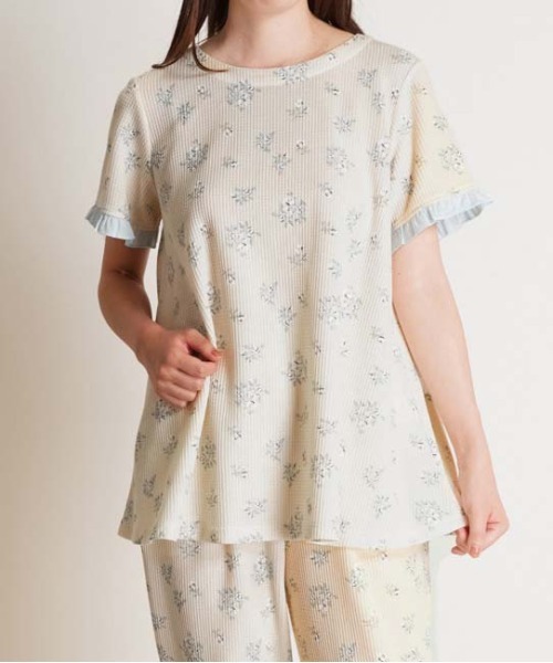 KID BLUE(キッドブルー)の「キッドブルー -25ワッフルフラワーPt -半袖トップス -KRBN357 -kidblue(Tシャツ/カットソー・レディース・アイボリー/ミント・M/L)」の1枚目の写真