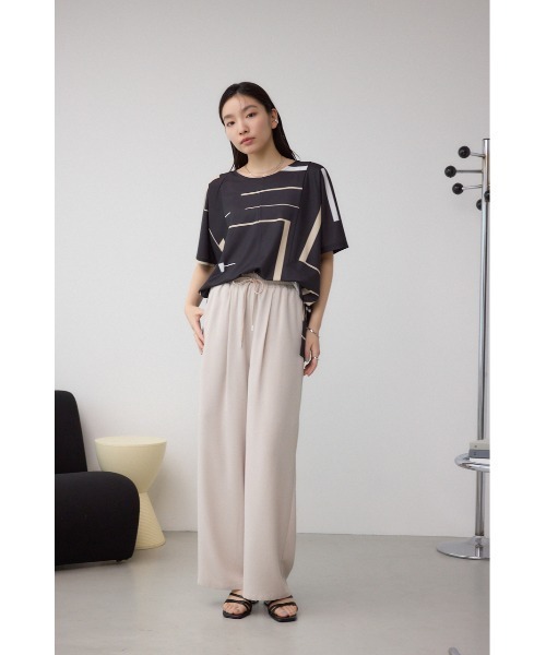 AZUL by moussy(アズールバイマウジー)の「C/Tアイシーフィールドルマントップス(Tシャツ/カットソー・レディース・ブラック/ライトベージュ/ブラック系その他・FREE)」の20枚目の写真