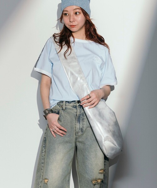 FREAK'S STORE(フリークスストア)の「LEATHERETTE shoulder bag/レザレット ショルダーバッグ(ショルダーバッグ・メンズ・ホワイト/ブラック/ブルー・ONE SIZE)」の15枚目の写真